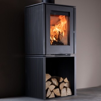 Qudos Haarlem 5 kW Woodburning Stove with Ribbed Steel Base